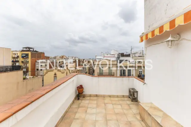 Ático en alquiler en El Poble-Sec - Imagen 29