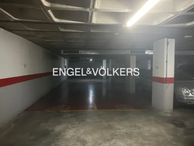 Parking space in La Buhaira-San Bernardo