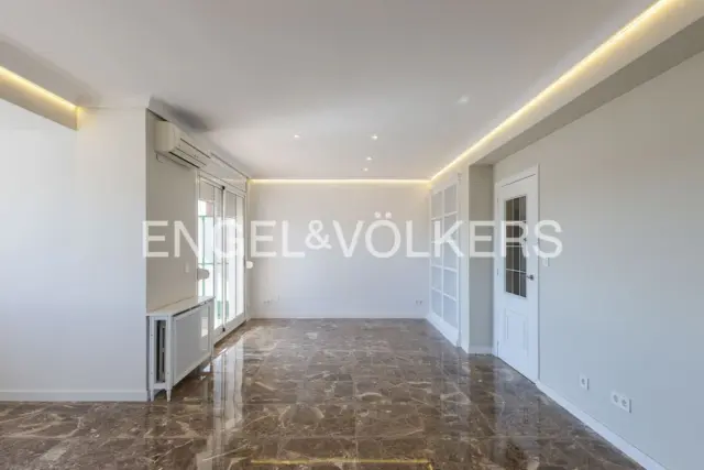 Piso en alquiler en Carrer de San Vicente Mártir, cerca de Calle de Roig de Corella - Imagen 37