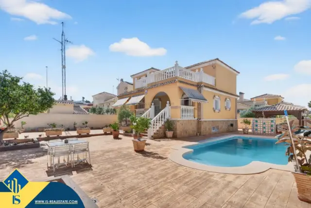 Chalet en Gran Alacant