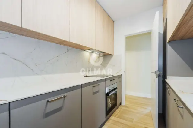 Apartment in Guindalera photo 10