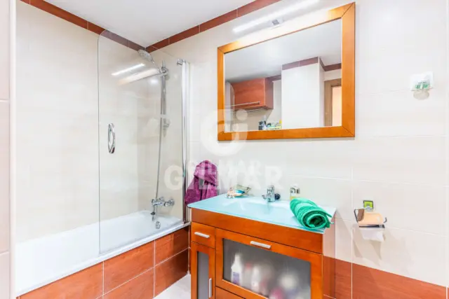 Flat in Parla photo 15