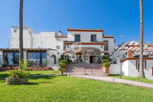 Chalet in Villamartín photo 18