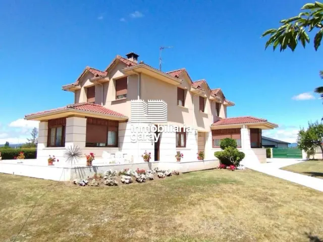 Chalet en Medinabella Ii