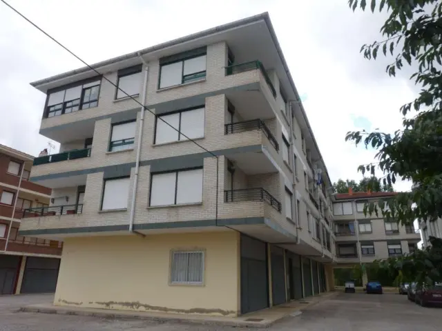 Flat for sale in Villarcayo, Villarcayo (Villarcayo de Merindad de Castilla La Vieja) of 48.000 €