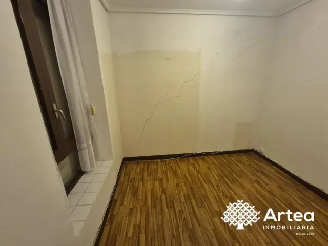 Apartment on Gregorio Uzquiano Street photo 19