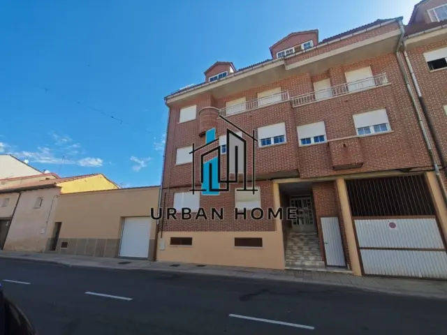 Piso en calle Avenida de Don Pablo Díez