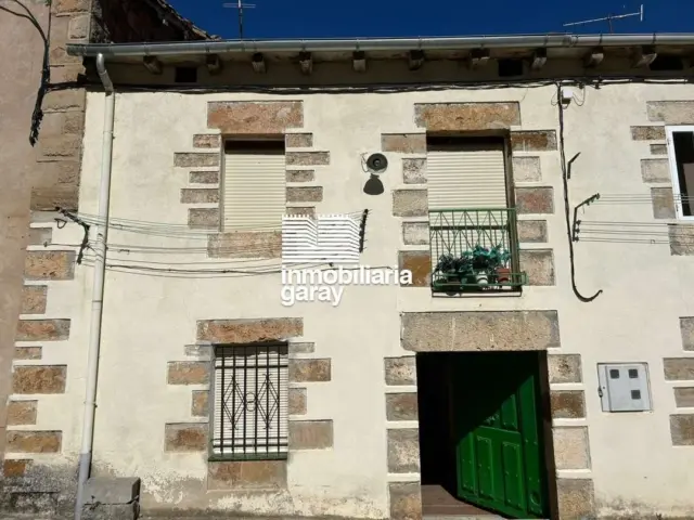 Casa en Casa en Venta Con Terreno Cochera y Lote Fincas Rústicas