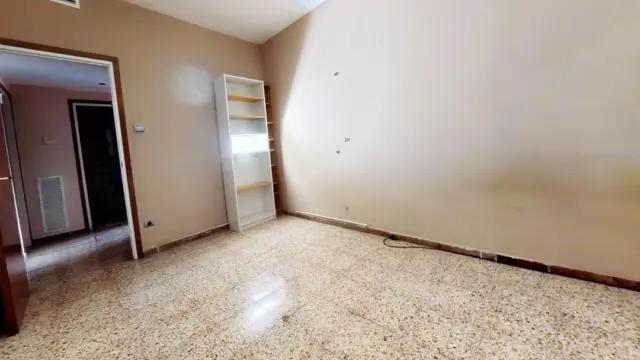 Flat in Torrelles de Llobregat photo 10