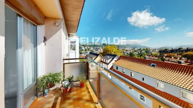 Flat on Lizardi Street