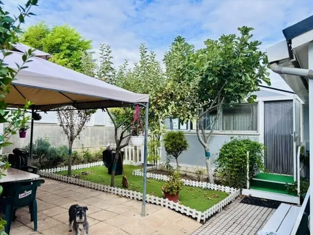 Bungalow on Calle Mayor