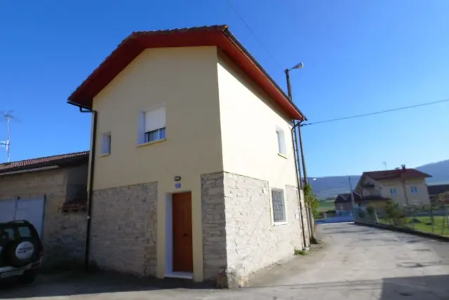 Haus in verkauf in Aostri, Quincoces de Yuso (Valle de Losa) von 75.000 €