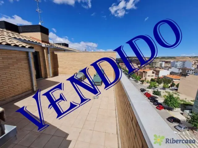 Àtic en venda a Avenida de las Merindades, Queiles (Tudela) de 172.000 €