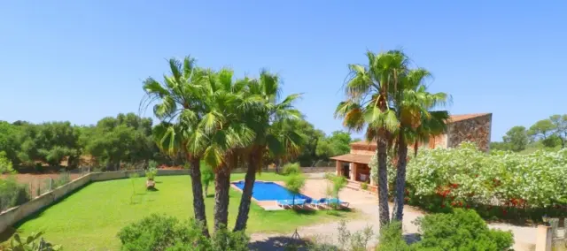 Rustic Finca in Campos