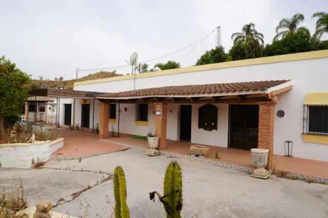 Rustic Finca in Coín