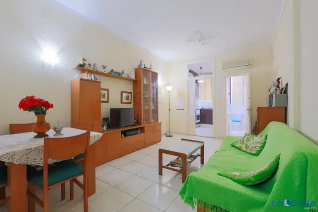 Flat on Carrer de Sant Roc photo 10
