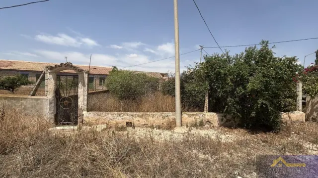 Rustic property on Calle Paraje Ruices, No. S/N