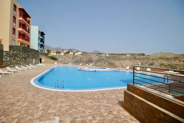 Apartment on Avenida de la Galga, 8