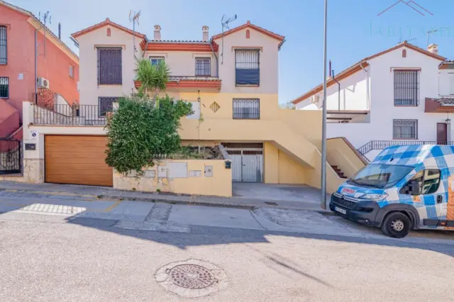 House on Ur Baldotano Street, No. 1 photo 3