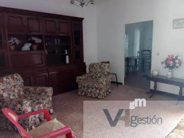 Casa en venta en La Loma, Villamartín de 43.000 €