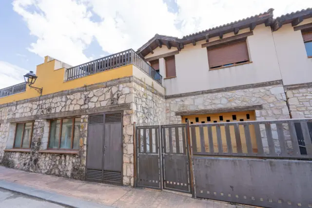 Duplex in Grajera
