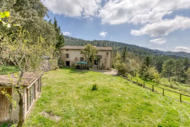 Rustic house on Calle Cal Moliner