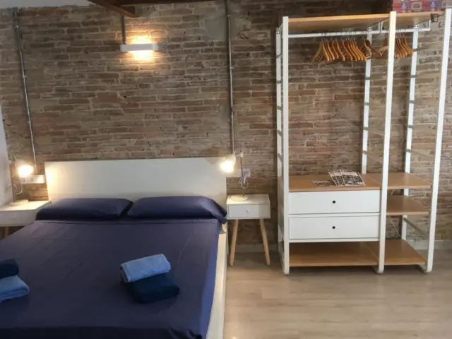 Estudio en alquiler en El Raval - Imagen 20