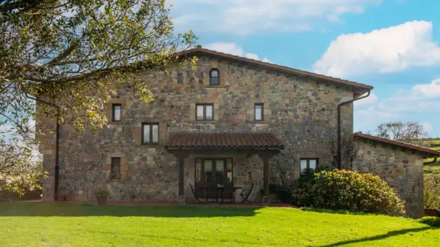 House on Barrio Villafufre-San Martín Street