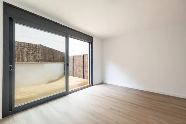 Semi-detached chalet on Carrer de Jacint Verdaguer photo 3