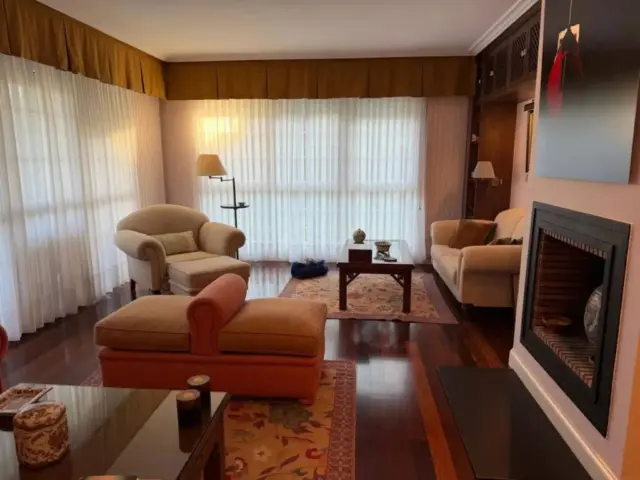 Chalet en Anguciana