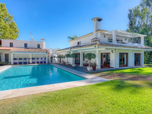 Chalet in Estepona