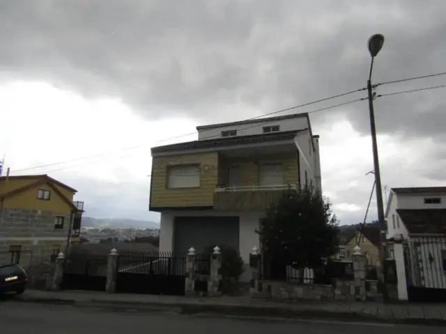 Chalet in Ourense Capital photo 2