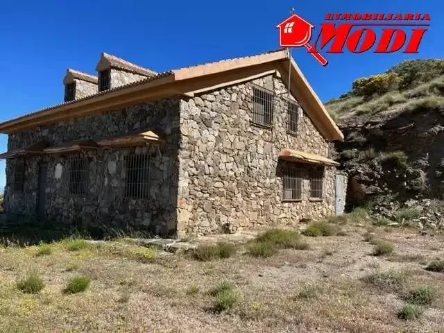 Rustic house on Calle Pago de La Lagunilla, S-N photo 2
