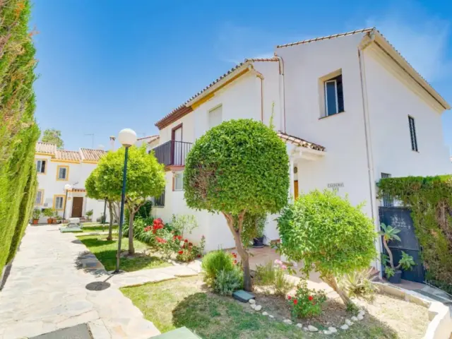 Chalet in Estepona photo 3