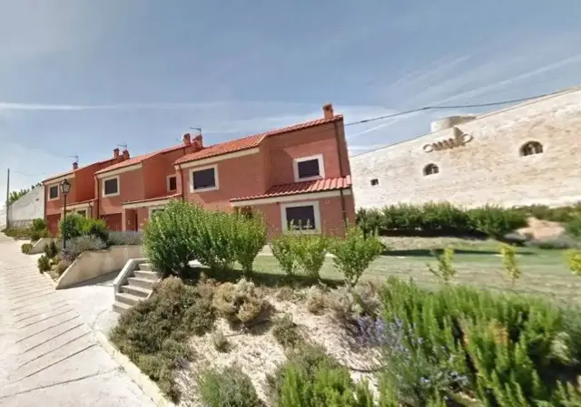 Chalet en Fuentes de Valdepero