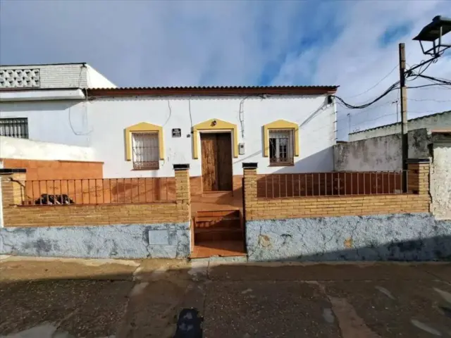Chalet in Calañas