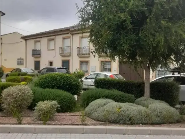 Chalet in Guadalcázar