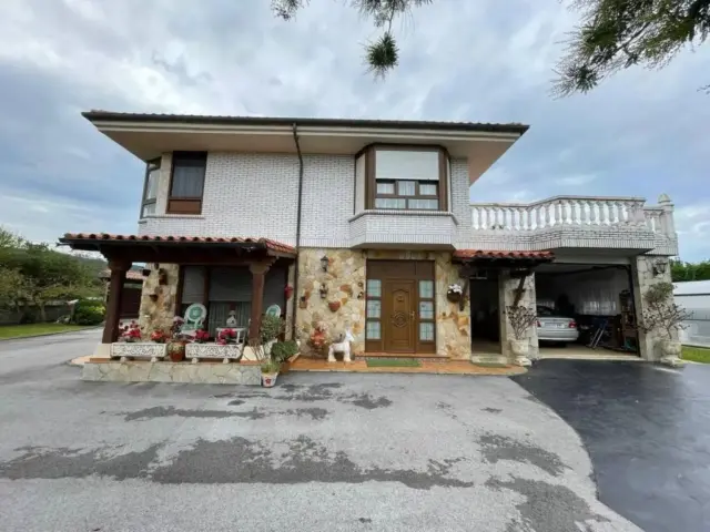 Chalet in Bareyo