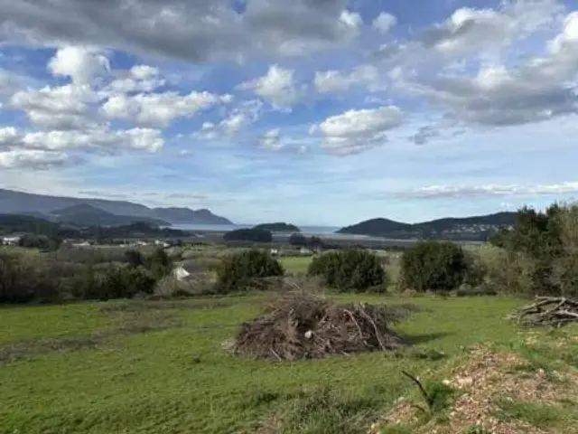 Rustic house on Calle Lugar Sobrado, 21