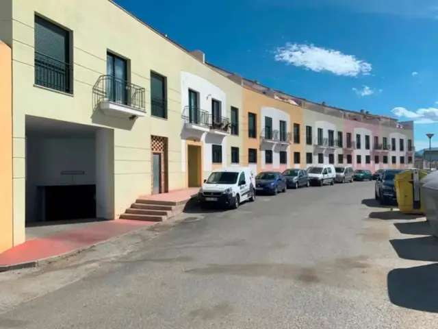 Apartment on Calle Barriada Garcia Agua, 16