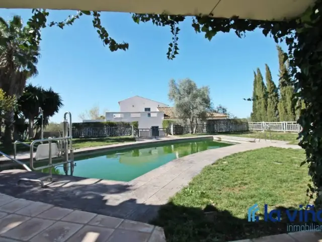 Rustic property in Martín de La Jara