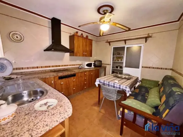 Chalet in Encinas Reales photo 10