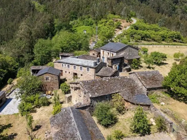 Rustic house on Calle Vides