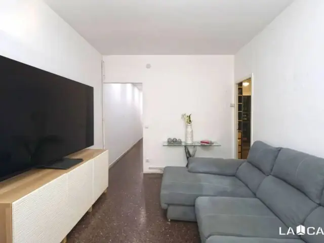 Apartment in El Poble-sec photo 10