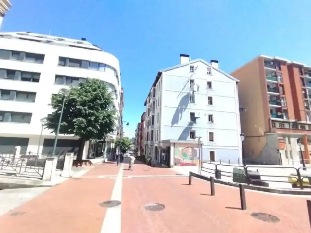 Apartment in Lasesarre