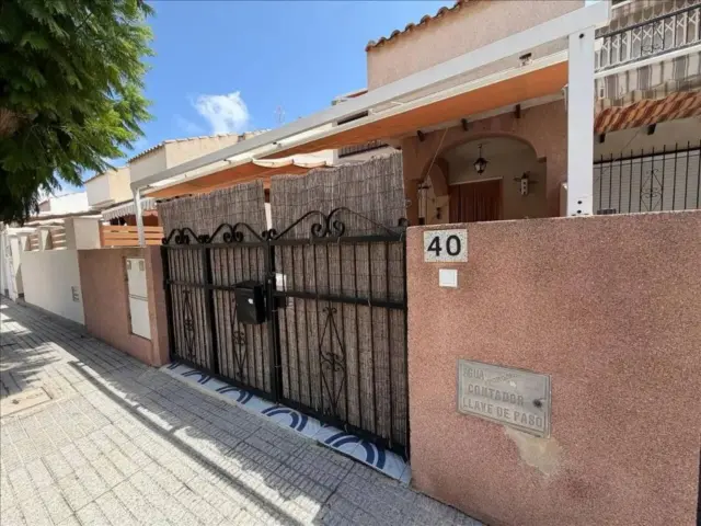 Chalet in Los Alcázares