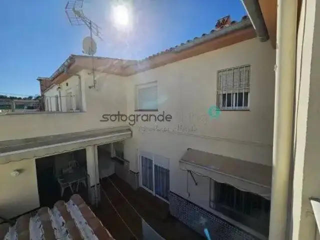 Chalet in Barrio San Roque