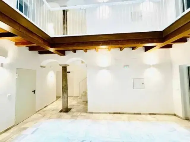 Apartment on Rafael de la Viesca Street
