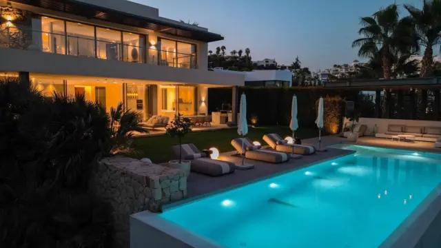 House in El Paraíso-Atalaya-Benamara