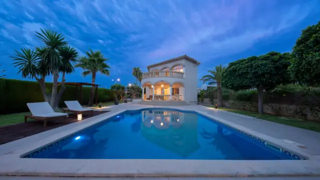 Villa in A Torre photo 2